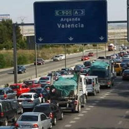 Atasco en una autopista.