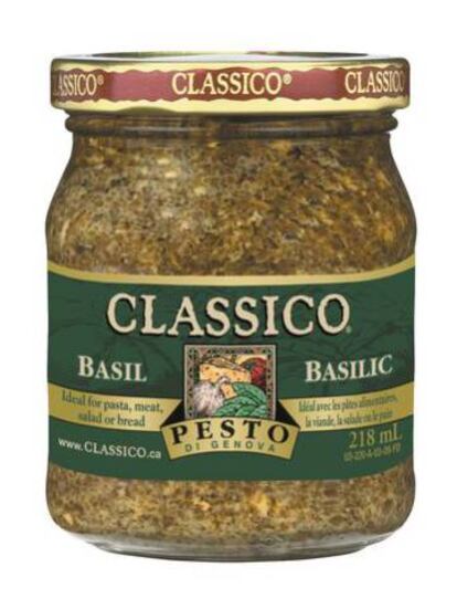 Bote de pesto de Génova de más de 100 mililitros.