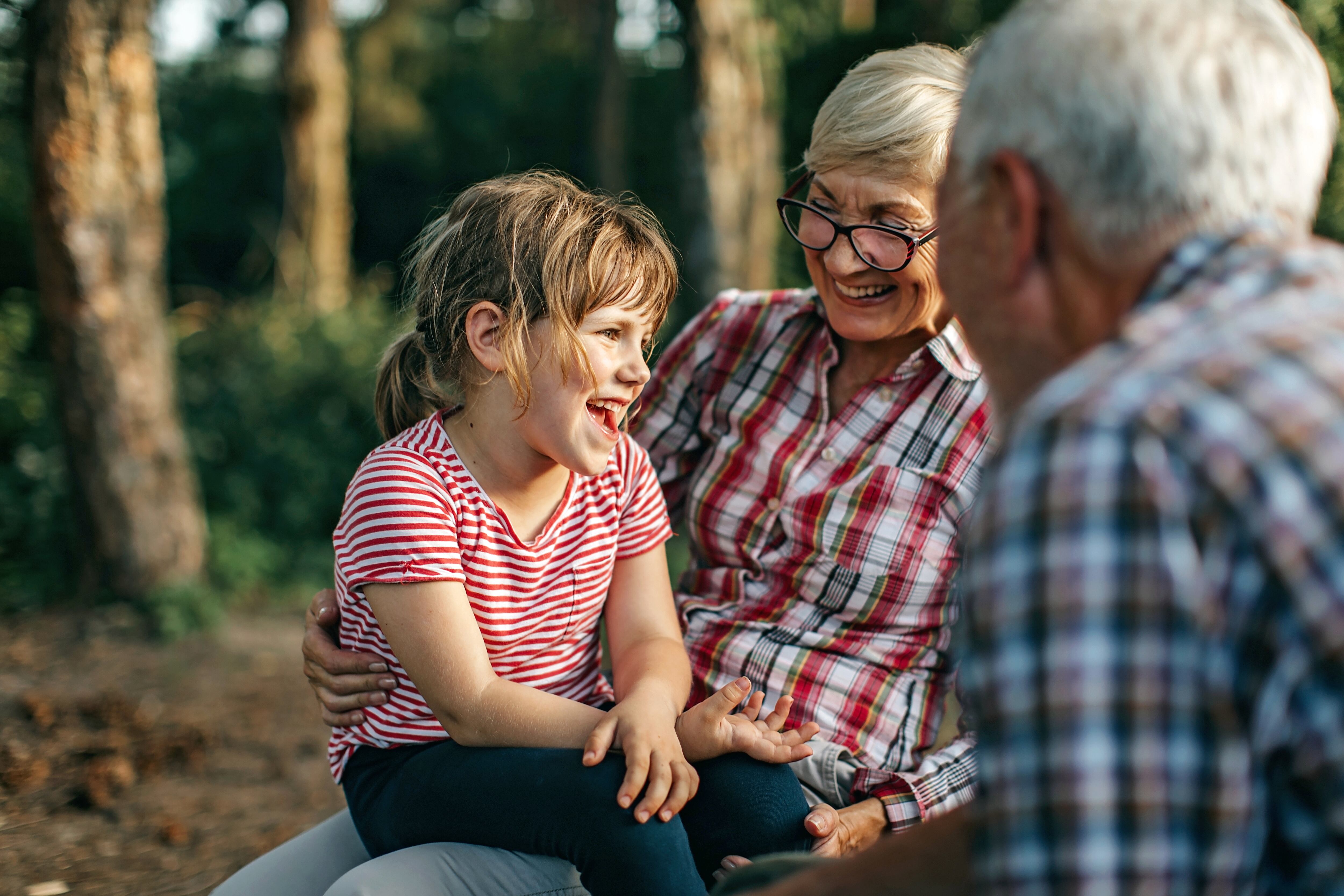 El fenómeno de la ‘gramnesia’: ¿se olvidan los abuelos de lo duro que es criar niños pequeños?