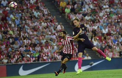 Rakitic marca el primer gol del Barça.