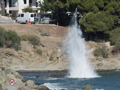 Artificieros detonan dos proyectiles de la Guerra Civil en Llan&ccedil;&agrave;.
 