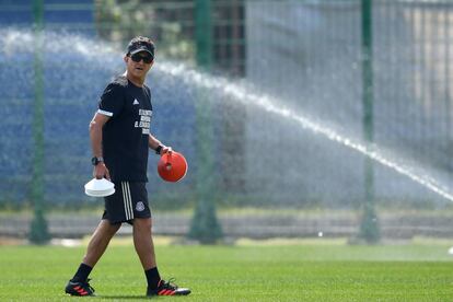 Juan Carlos Osorio, en el entrenamiento de México. 