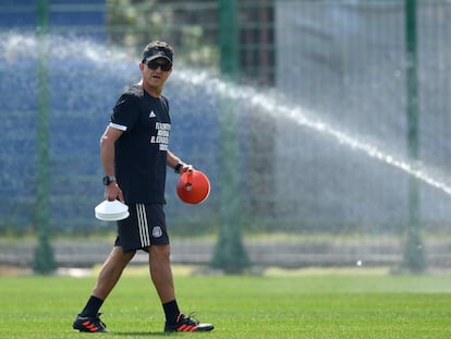 Juan Carlos Osorio, en el entrenamiento de México. 