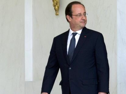 El presidente franc&eacute;s, Fran&ccedil;ois Hollande, ayer tras la reuni&oacute;n de gobierno.