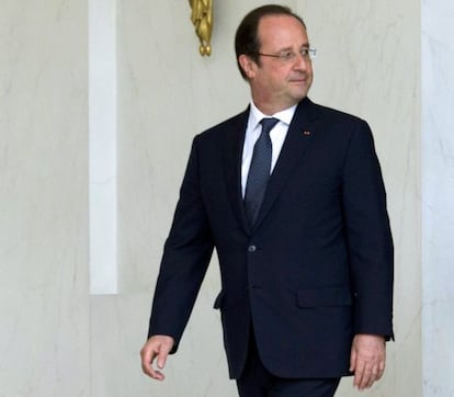 El presidente franc&eacute;s, Fran&ccedil;ois Hollande, ayer tras la reuni&oacute;n de gobierno.