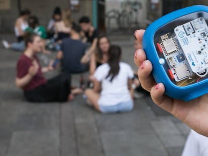 Sonómetro en la Plaza del Sol de Barcelona