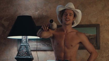 Brad Pitt. La mejor herencia de James Dean.

	El joven vaquero que le daba sus buenas alegrías al cuerpo serrano de Geena Davis en Thelma & Louise, podría haber figurado en alguna secuencia de Gigante donde James Dean inmortalizaba los vaqueros como prenda icónica. La verdad es que no nos cuesta mucho imaginarnos a Dean en el papel de algunas de las películas que han labrado la carrera de Brad Pitt como, por ejemplo, el protagonista de El club de la lucha.