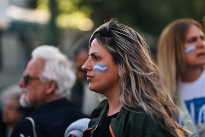 Una simpatizante de la candidata presidencial Patricia Bullrich, en un acto electoral el pasado 19 de octubre en Buenos Aires.