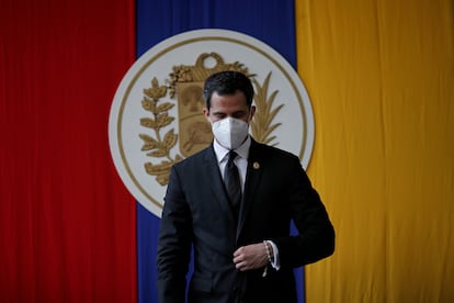 O líder oposicionista, Juan Guaidó, participa de uma sessão da Assembleia Nacional em Caracas, em 15 de dezembro.