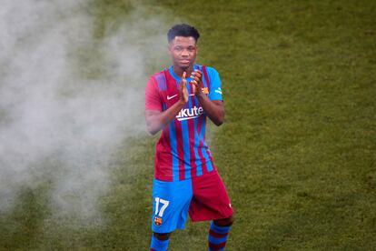 Fati, durante la presentación de los jugadores del Barça en el Gamper.