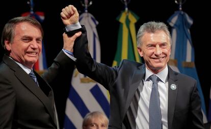 Jair Bolsonaro com o presidente argentino Mauricio Macri em 17 de julho.