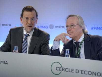 El presidente del Gobierno, Mariano Rajoy, y el del Círculo de Economía, Josep Piqué, en Sitges.