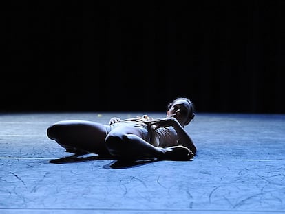 Un momento del espectáculo de Andrea Miller y su compañía Gallim Dance.
