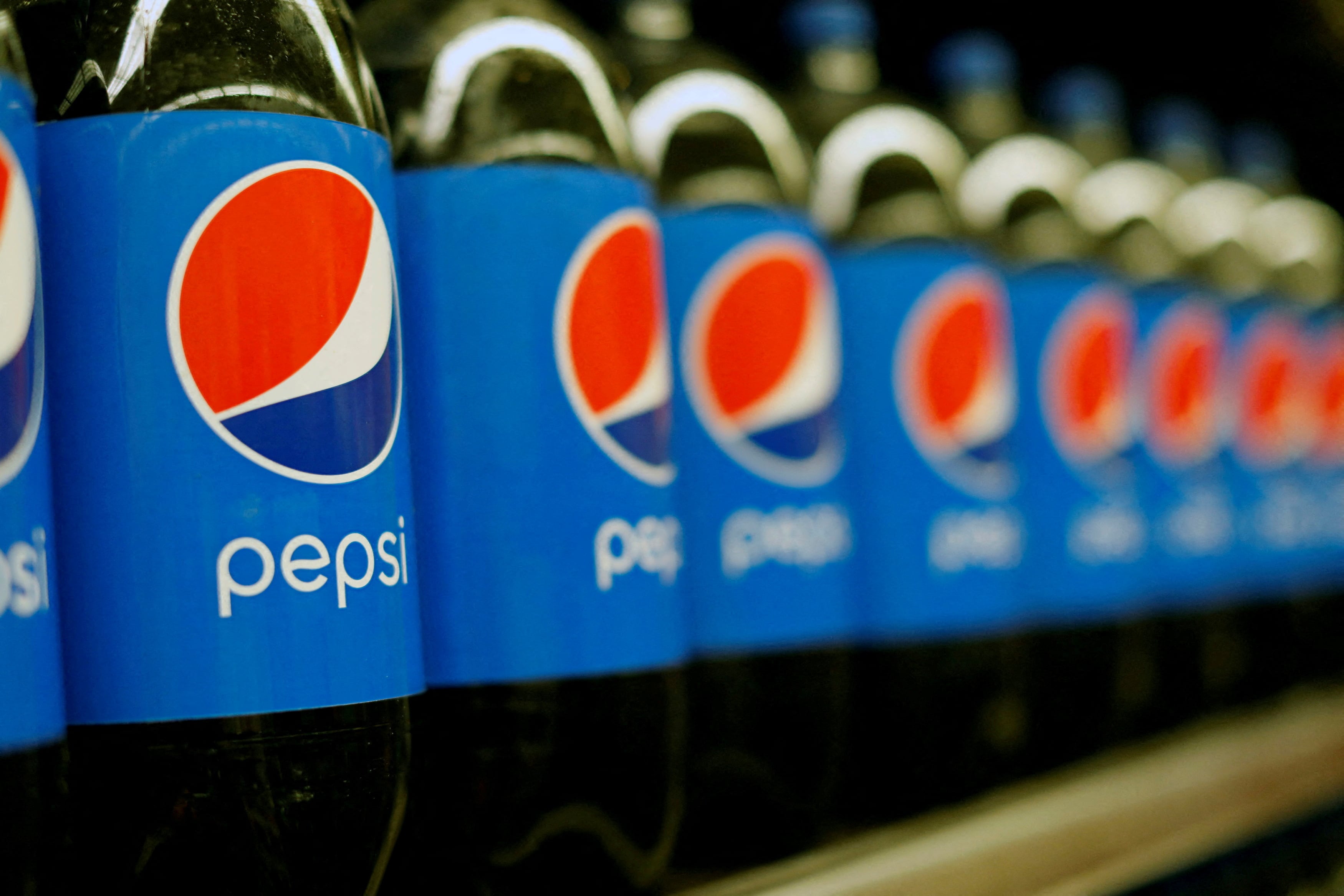 Latas de Pepsi en una tienda de California.