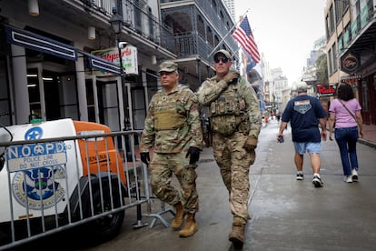 Más de 690 empleados del Departamento de Seguridad Nacional de EEUU (DHS) blindaron la ciudad por el evento, realizado a un mes del atropello masivo en Bourbon Street.