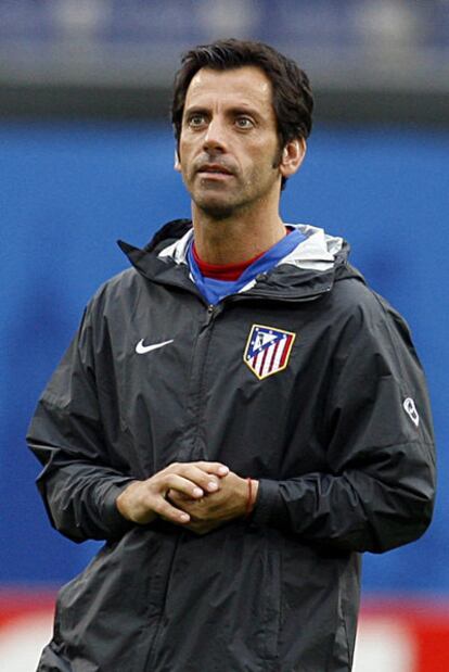 Quique Flores en el Hamburgo Arena.