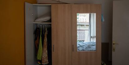Vivienda deshauciada en Barcelona, el pasado febrero.