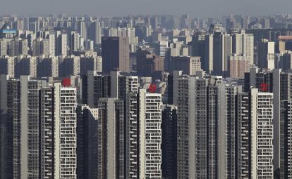 El 23 de enero, China cierra la ciudad de Wuhan confinando a 11 millones de personas a un aislamiento total que duraría más de dos meses. En la imagen, los rascacielos de la ciudad.