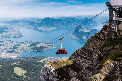 Teleférico del monte Pilatus (Suiza).