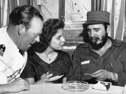 Fidel Castro y Martina Lorenz, en 1959 con el capitán Ernst Hankiewicz