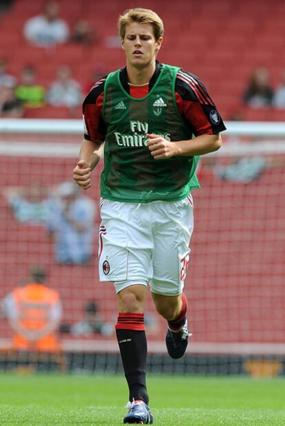 Michelangelo Albertazzi, con la camiseta del Milan.