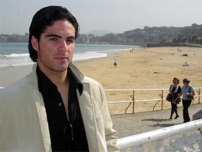 Mikel Arteta, en San Sebastián, con la playa de La Concha al fondo.