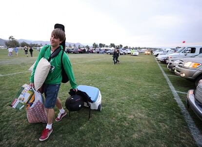 Recoger el campamento para dejar atrás un fin de semana de diversión puede ser duro, pero en Coachella se hace con una sonrisa en la boca.