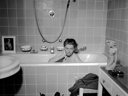 'Lee Miller en la bañera de Hitler' (1945), de Lee Miller y David E. Scherman.