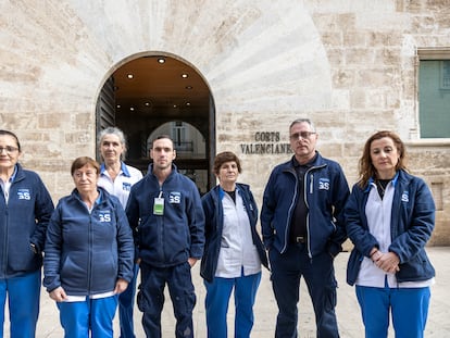 Trabajadores de la contrata de limpieza de las Cortes Valencianas llevan desde septiembre sin cobrar sus salarios.