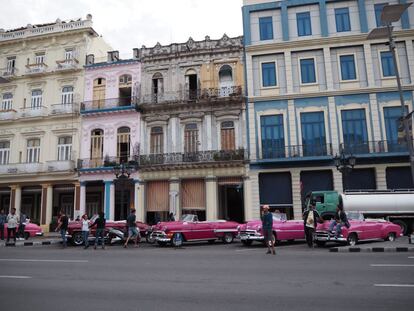 La perla del Caribe es uno de los países más visitados de la región gracias a su patrimonio cultural, su historia y sus playas y cayos espectaculares. La Habana es una de las ciudades más bellas y mejor conservadas de América. No es la más vieja del continente, pero el 19 de noviembre cumplirá 500 años. Ultima su agenda de festejos, se engalana y aunque su rehabilitación es una obra titánica luce majestuosa.  Un plus: descubra las playas capitalinas al este de la ciudad y la animada noche habanera en locales como La Guarida.