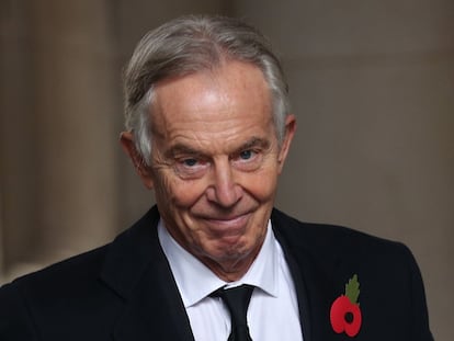 O ex-primeiro-ministro britânico Tony Blair após uma missa pelo Dia da Lembrança, em 8 de novembro, em Londres.