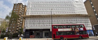 Nuevo edificio de 86 viviendas, algunas de propiedad compartida, en Blackfriars Road (Londres). 