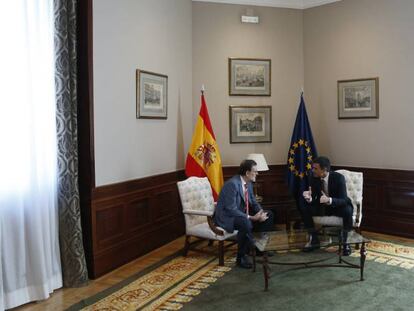 Mariano Rajoy y Pedro S&aacute;nchez este mi&eacute;rcoles en el Congreso.