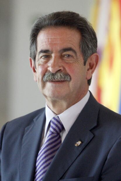 Miguel Ángel Revilla.