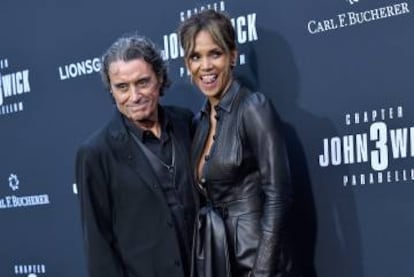 Ian McShane e Halle Berry na quarta-feira, na apresentação em Hollywood do filme ‘John Wick 3: Parabellum’. McShane, protagonista da série da HBO ‘Deadwood’, criticou ‘Game of Thrones’ (também da HBO) e irritou fãs da série que agora chega ao fim.