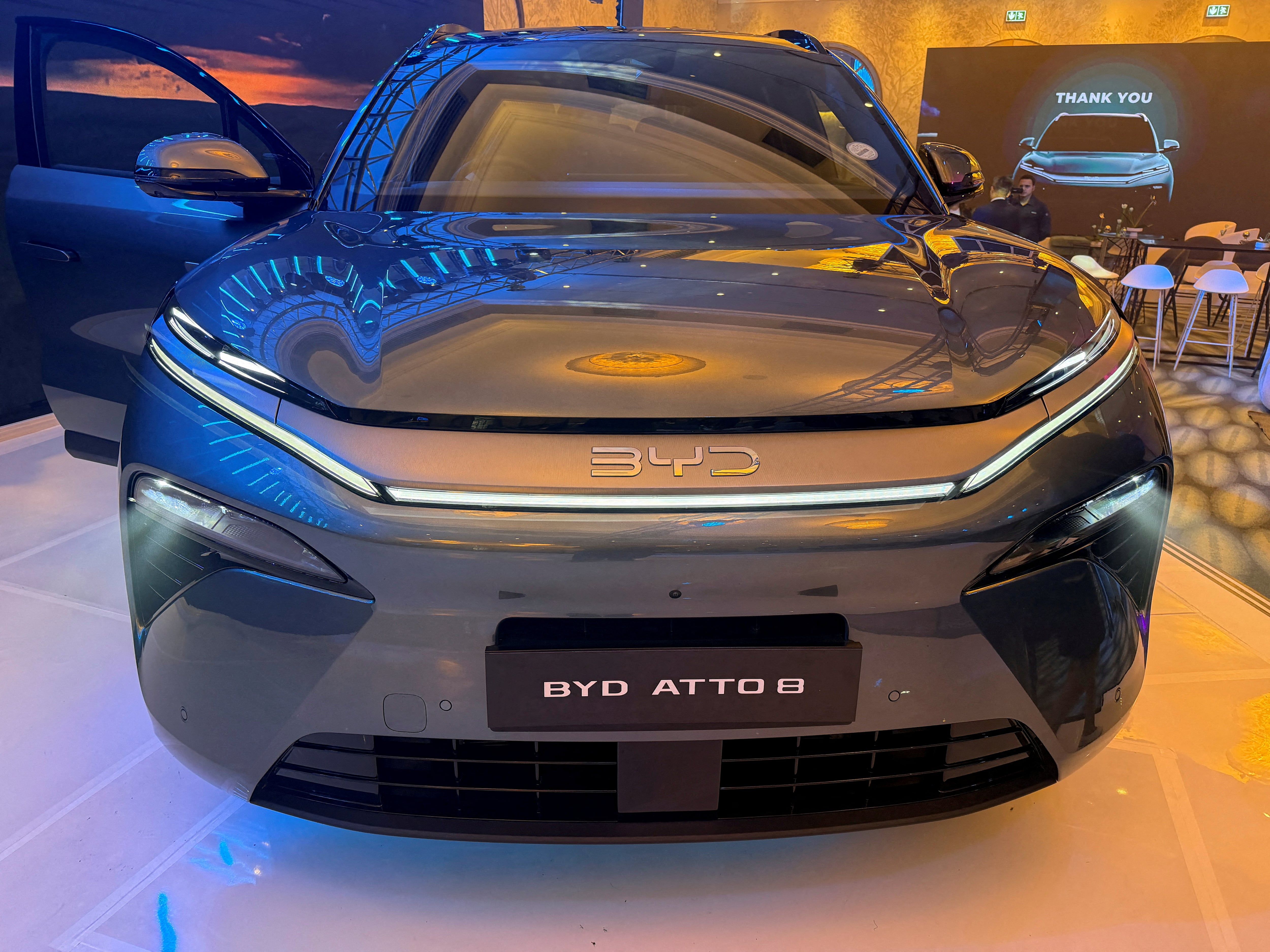 China afila una poderosa arma para la guerra del automóvil con la UE