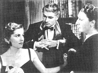 Rebeca. Juntos en el reparto de la célebre película, Joan Fontaine, Laurence Olivier y Judith Anderson