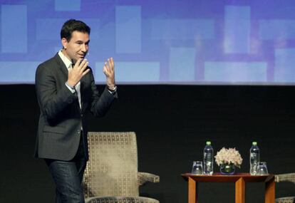 Diego Dzodan at the closing ceremony of the APEC summit.