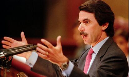 José María Aznar en su primer día del debate de investidura en mayo de 1996.