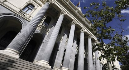 Exterior del Palacio de la Bolsa de Madrid.