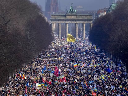 Las protestas contra la invasión de Ucrania alrededor del mundo, en imágenes