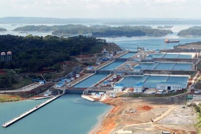 Vista aérea de las obras de ampliación del Canal de Panamá