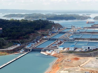 Vista aérea de las obras de ampliación del Canal de Panamá