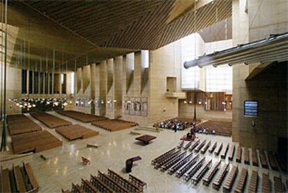 Interior de la catedral de Los Ángeles, del arquitecto Rafael Moneo.