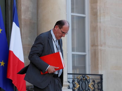 Jean Castex deixa o Palácio do Eliseu em imagem de 19 de maio.