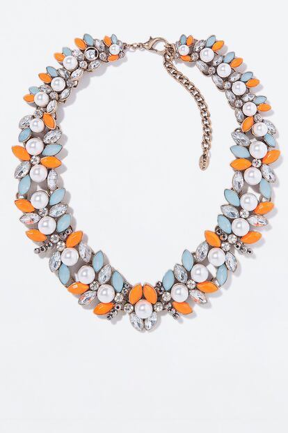 Collar de Zara (17,95 euros).