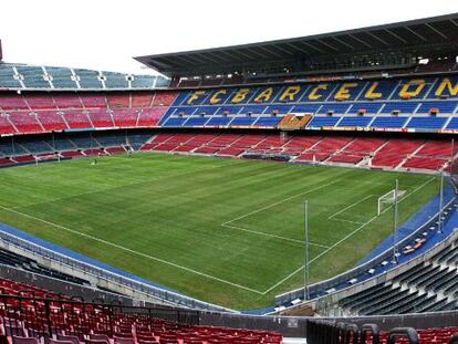 Vista del césped del Camp Nou.