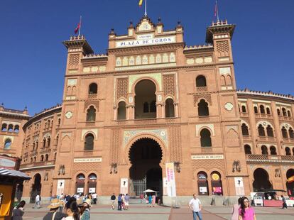 Portada principal de la plaza de Las Ventas.