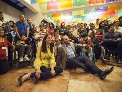 Reuni&oacute;n en M&eacute;xico DF a favor del uso m&eacute;dico del cannabis.