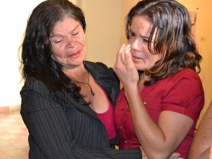 Reencontro entre a dona Josefina Osorio e sua filha, Xiomara Patrícia.